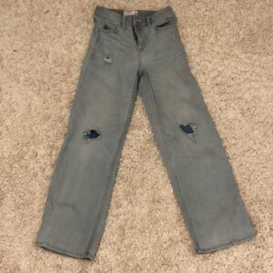 Abercrombie kids (FAKE RIPPED, THERES BUILT-IN PADDING BEHIND THE HOLES)